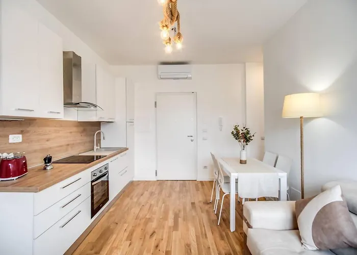 Naos Close Popolo Square Lejlighed