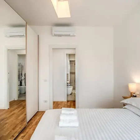 Apartment Naos Close Popolo Square Rom